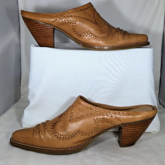 7M Tan Leather Slip On Cowgirl Boot Mules, Bass Riata - Picture 1 of 9